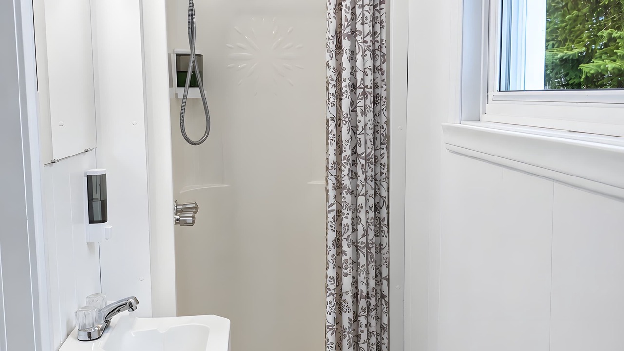 Photo of Bathroom in Saint-Tite-des-Caps