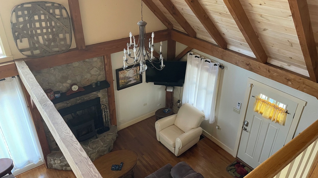 Photo of Livingroom in Moravian Falls