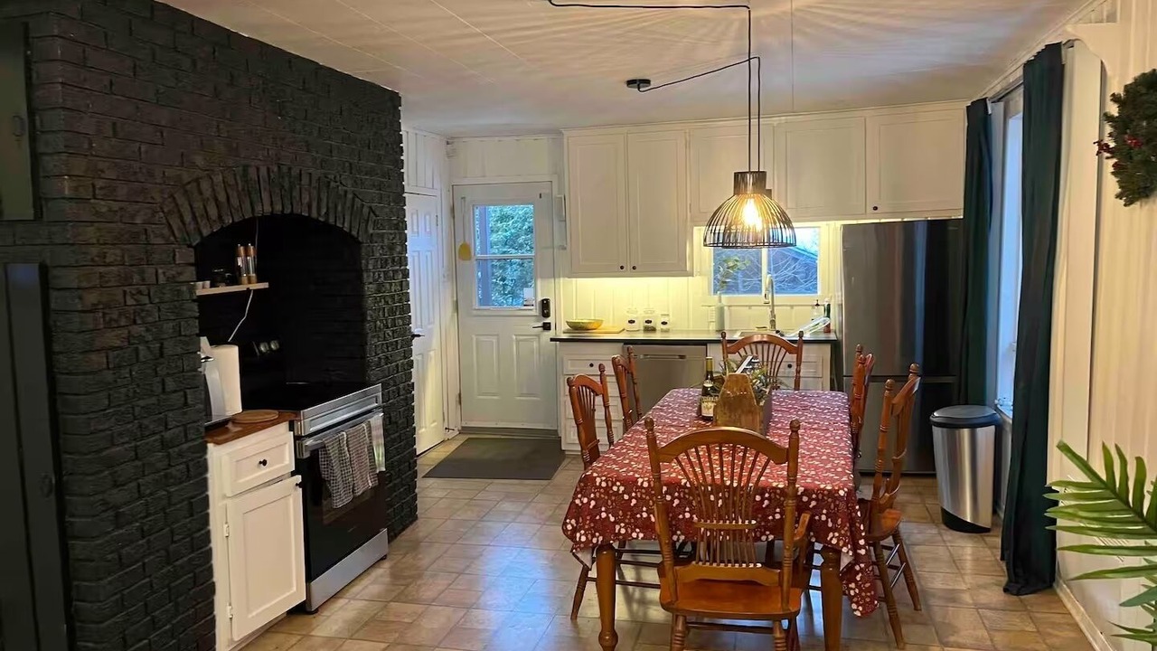 Photo of Kitchen in Chertsey