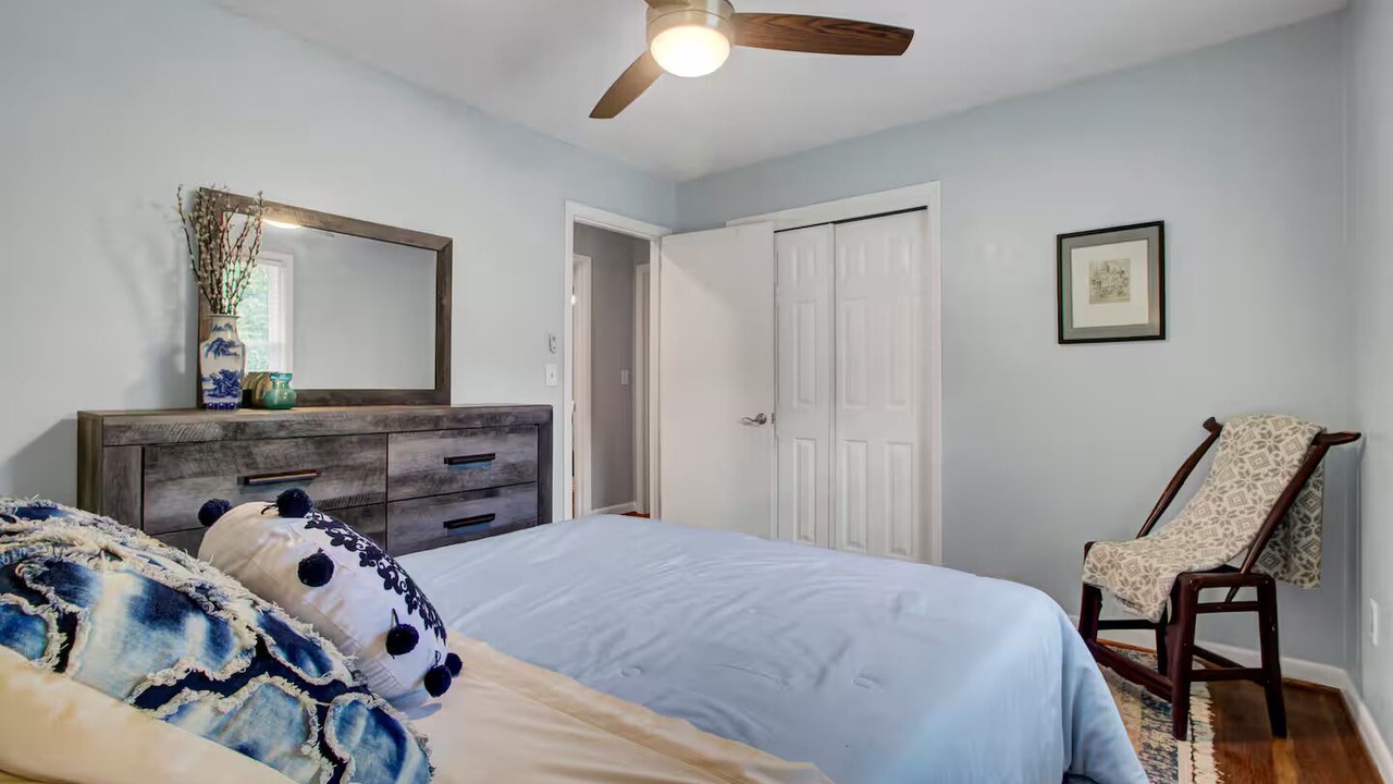 Photo of Bedroom in Hanahan