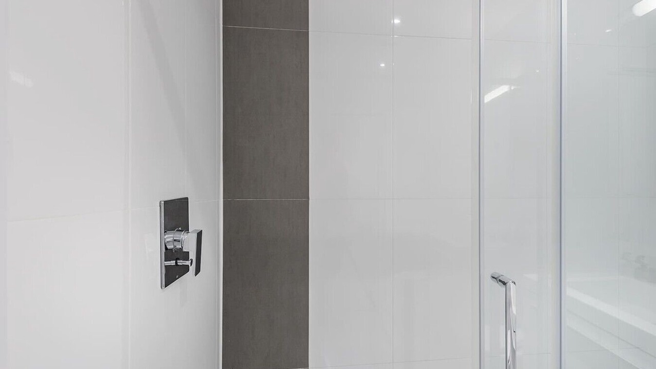 Photo of Bathroom in Cite Multimedia