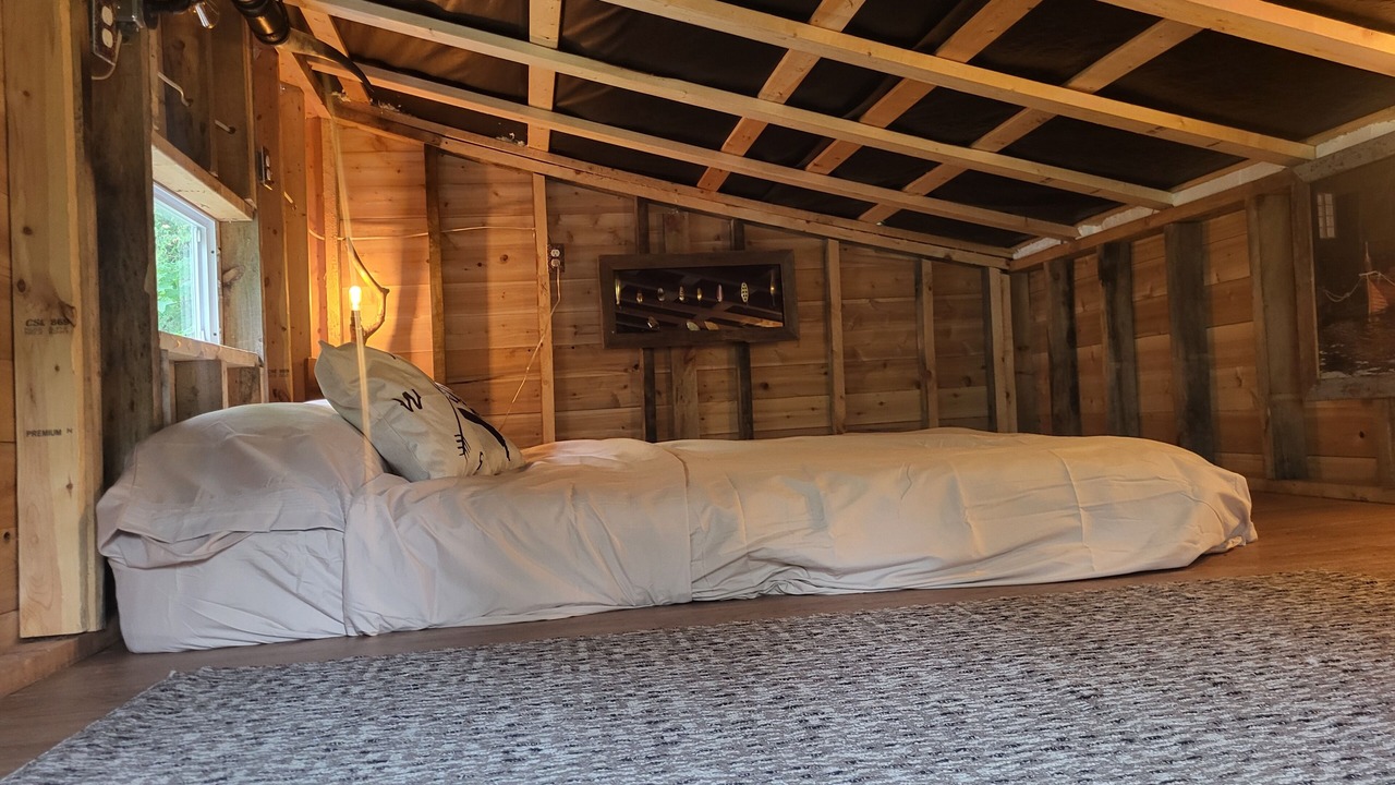 Photo of Bedroom in Manitoulin District