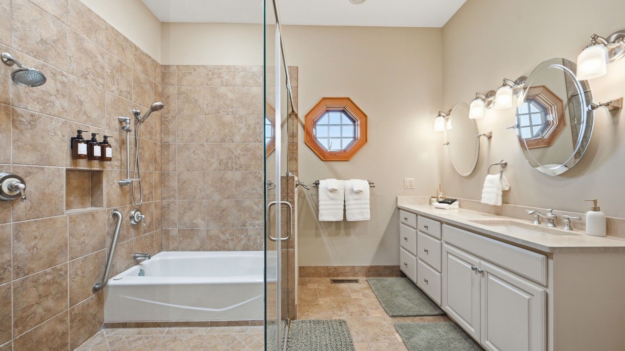 Photo of Bathroom in Butler