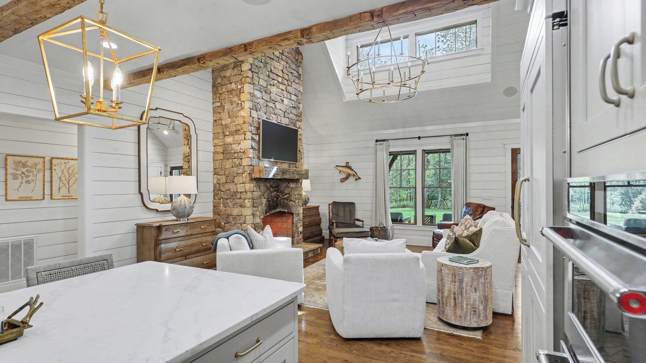 Photo of Livingroom in Cashiers