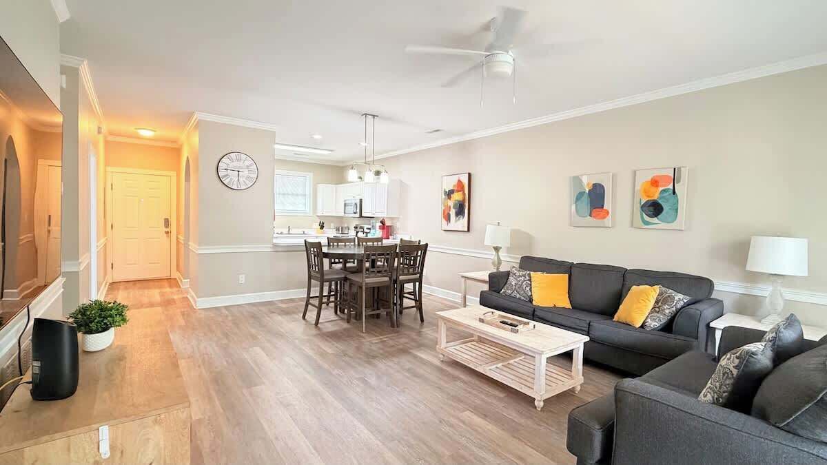 Photo of Livingroom in Central Myrtle Beach