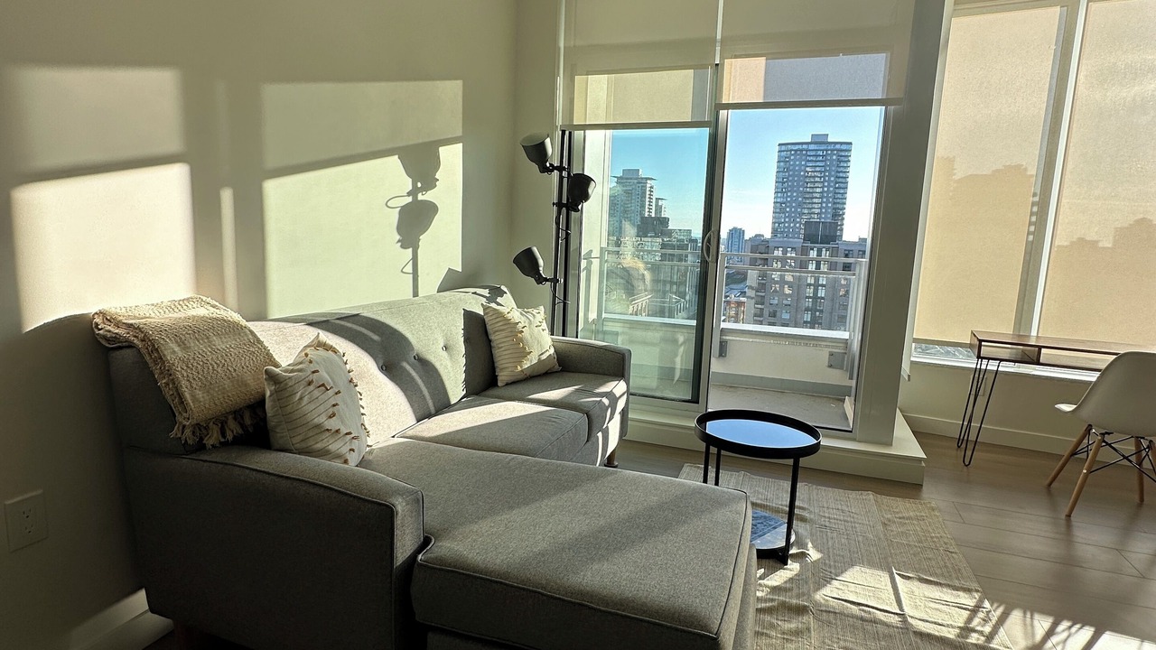Photo of Livingroom in Downtown New Westminster