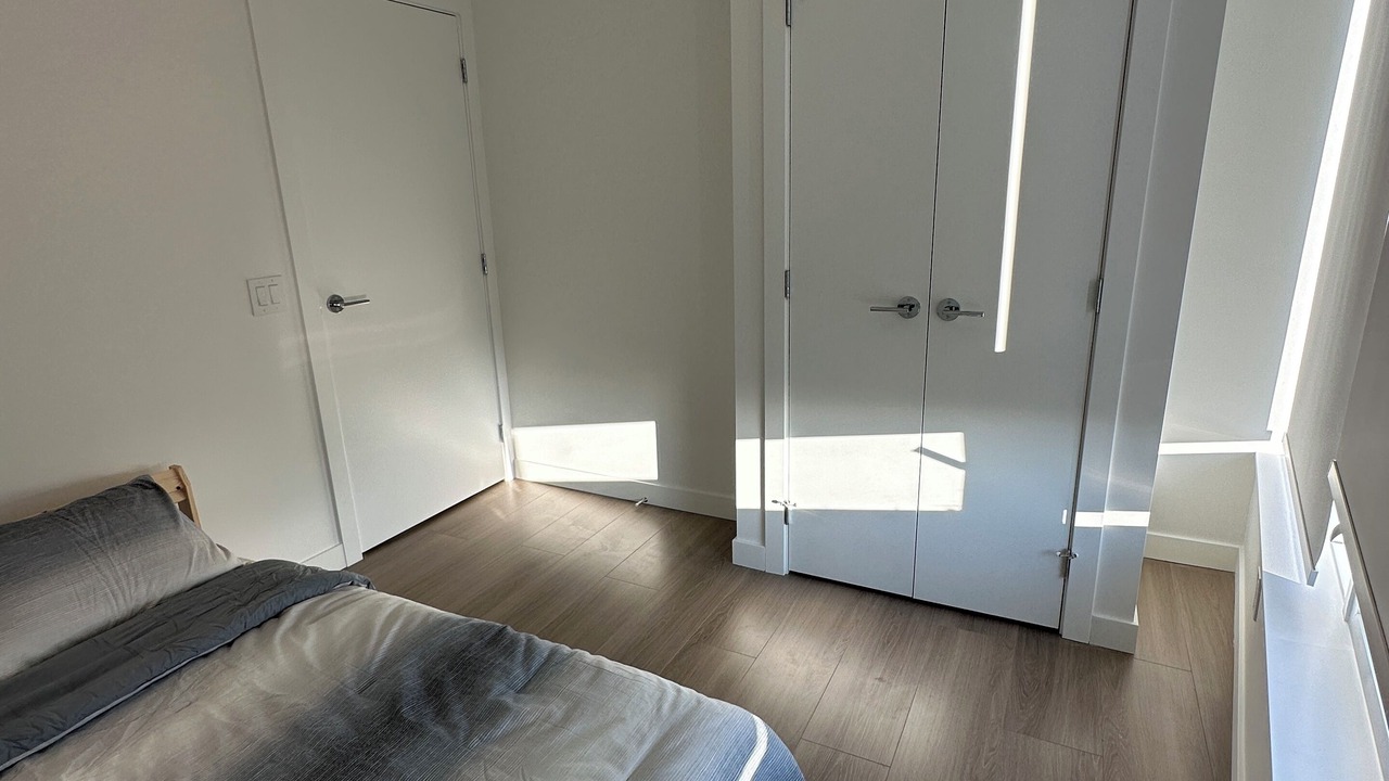 Photo of Bedroom in Downtown New Westminster