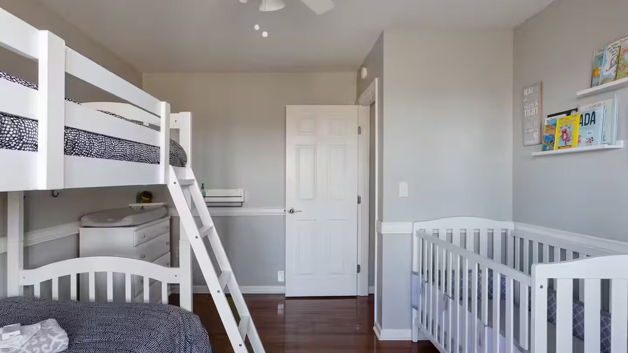 Photo of Bedroom in Royal Pines