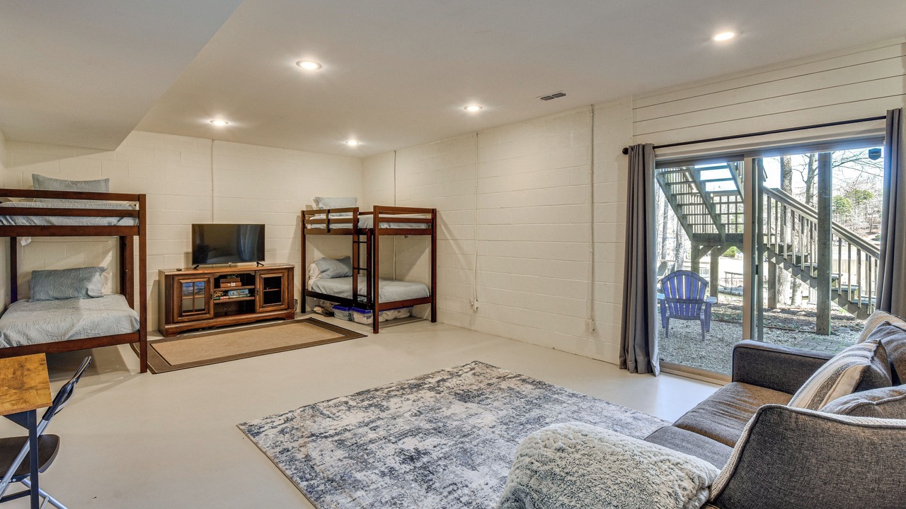 Photo of Livingroom in West Union