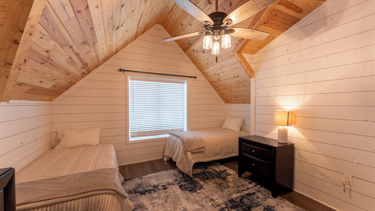 Photo of Bedroom in Appling