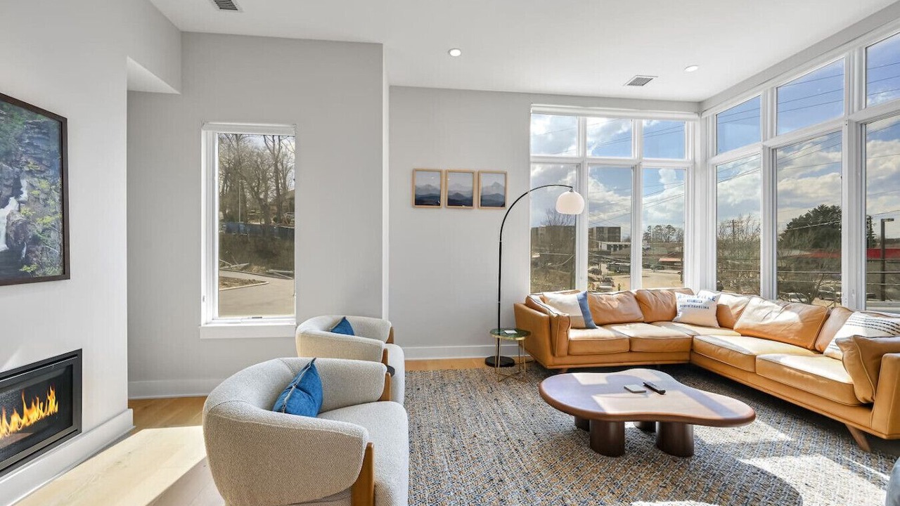 Photo of Livingroom in East End - Valley Street
