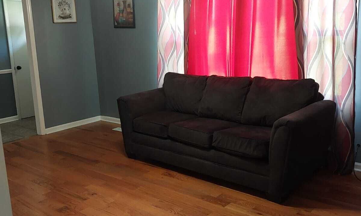 Photo of Livingroom in West Wytheville