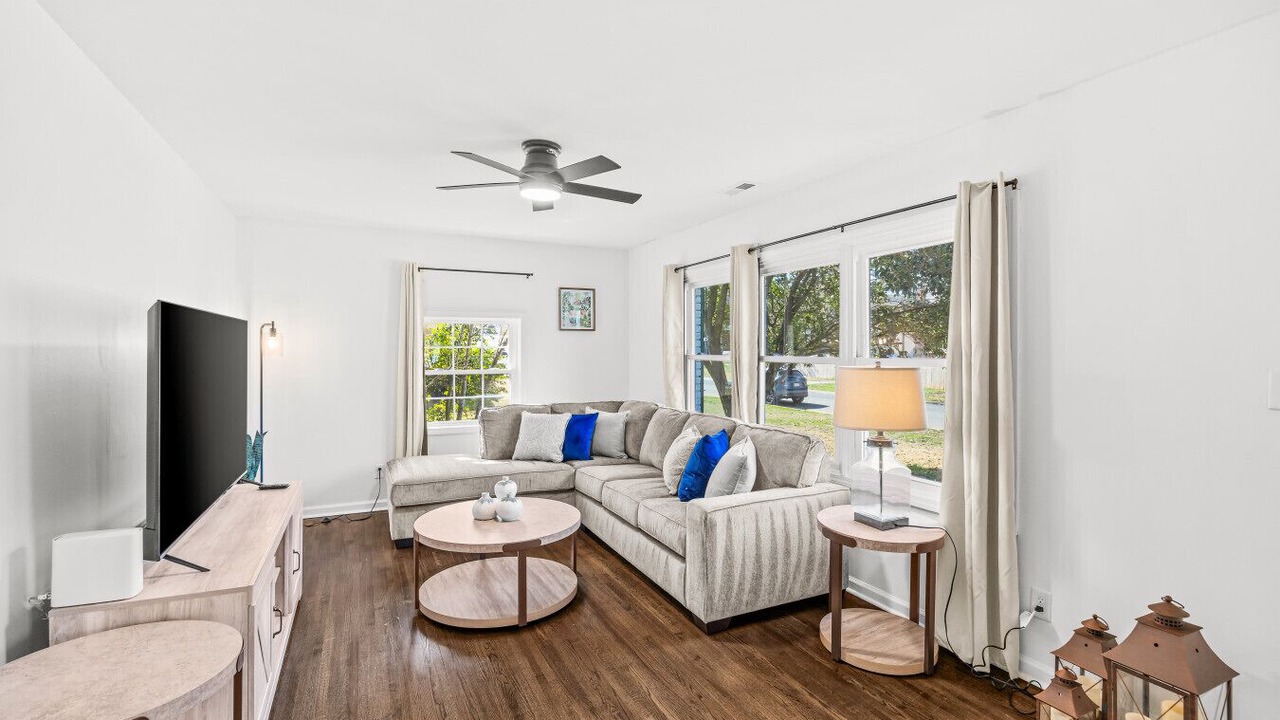 Photo of Livingroom in Charlotte