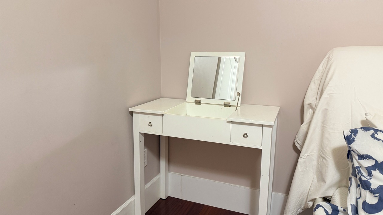 Photo of Bedroom in Fraserview
