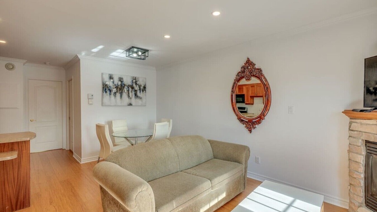 Photo of Livingroom in Piedmont