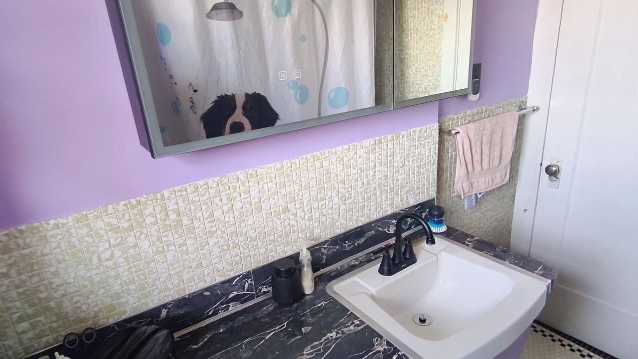Photo of Bathroom in Kensington-Cedar Cottage