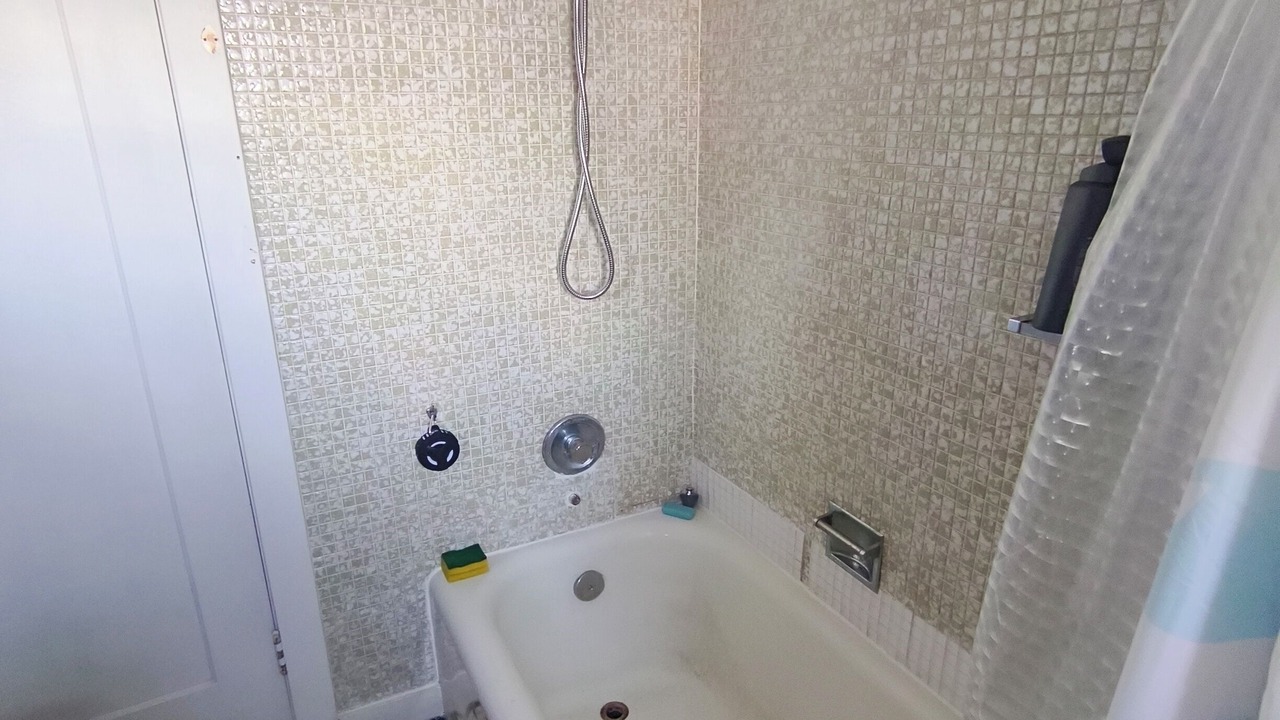Photo of Bathroom in Kensington-Cedar Cottage