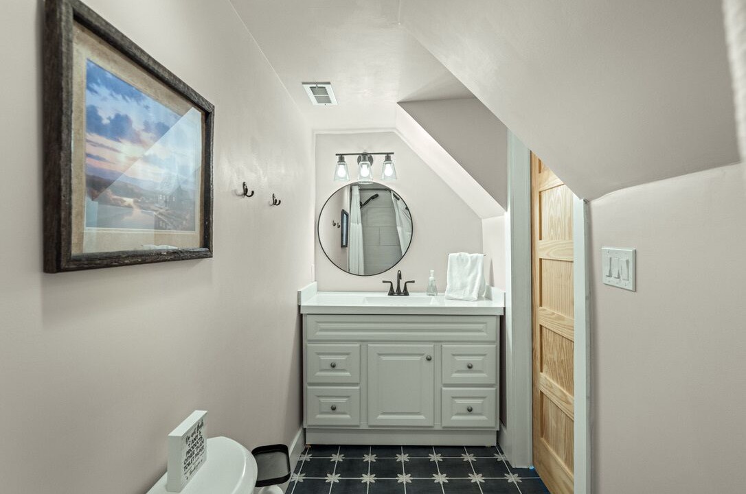 Photo of Bathroom in Seymour