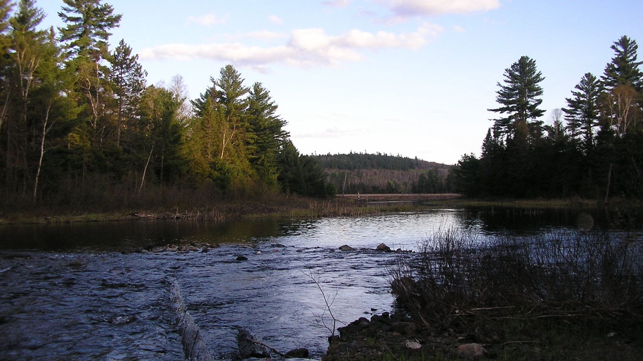 Photo of Others in River Valley