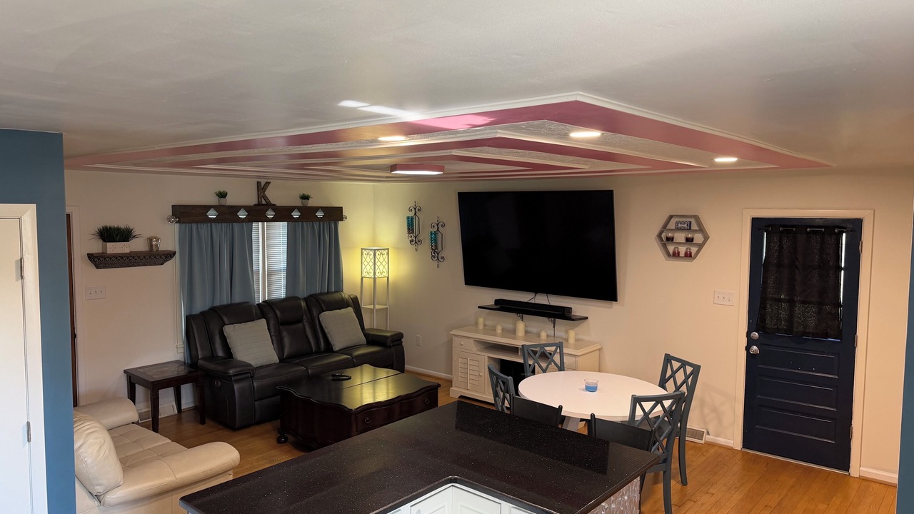 Photo of Livingroom in Cave Spring