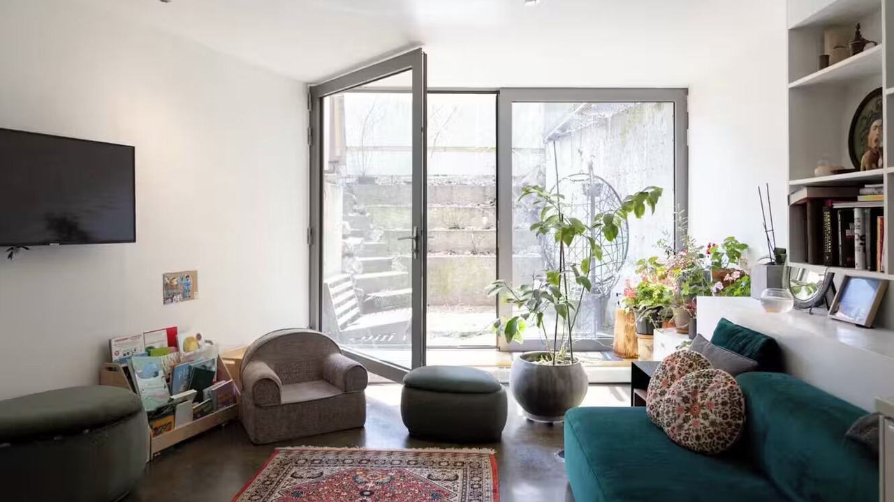 Photo of Livingroom in Plateau Mont Royal