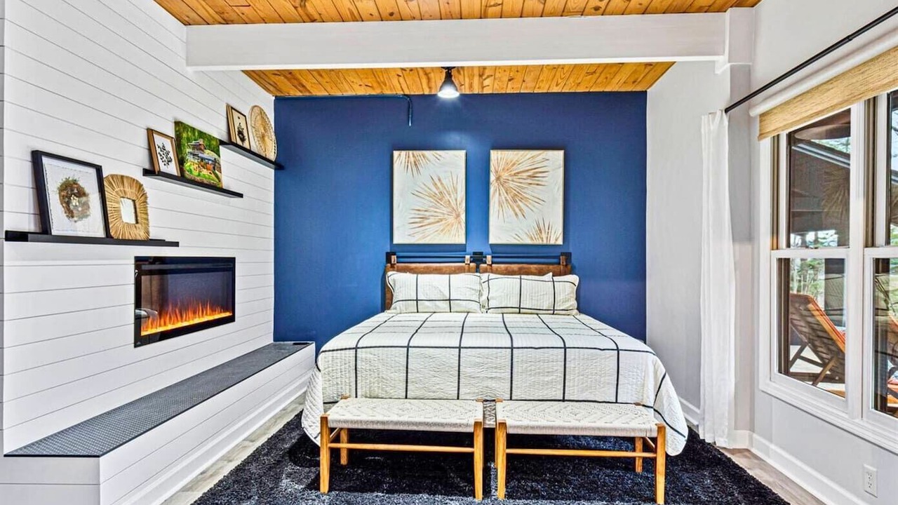 Photo of Livingroom in Waynesville