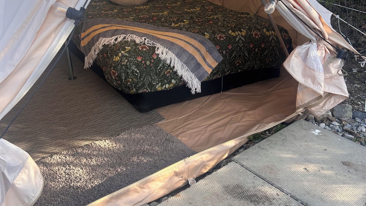 Photo of Outdoor in Golden