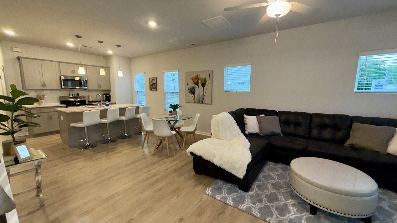 Photo of Livingroom in Toddville Road
