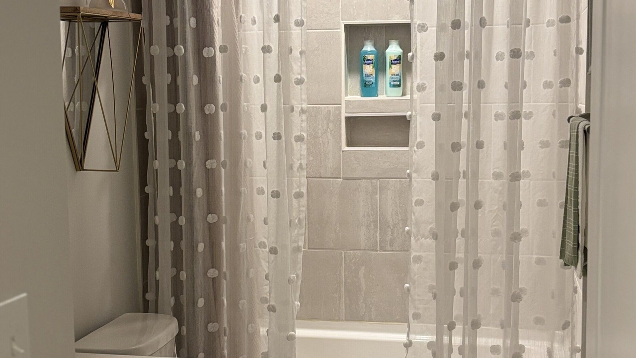 Photo of Bathroom in Toddville Road