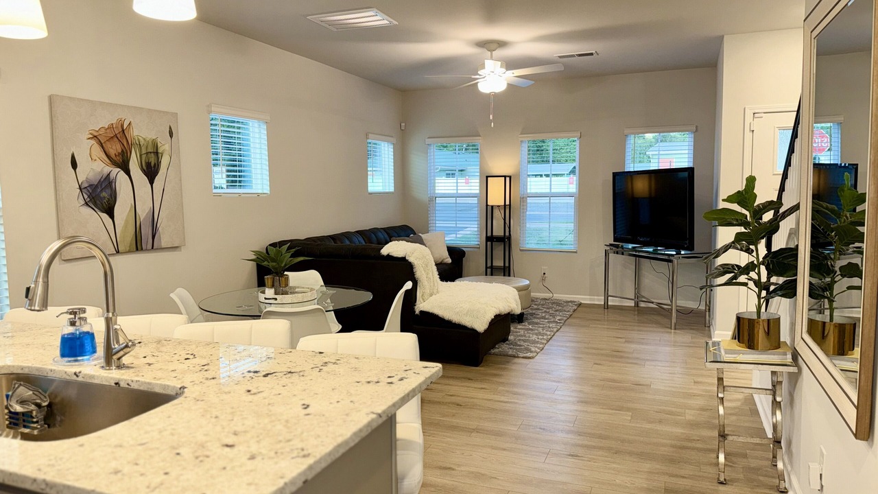 Photo of Livingroom in Toddville Road