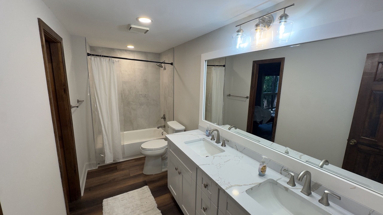 Photo of Bathroom in Dawsonville