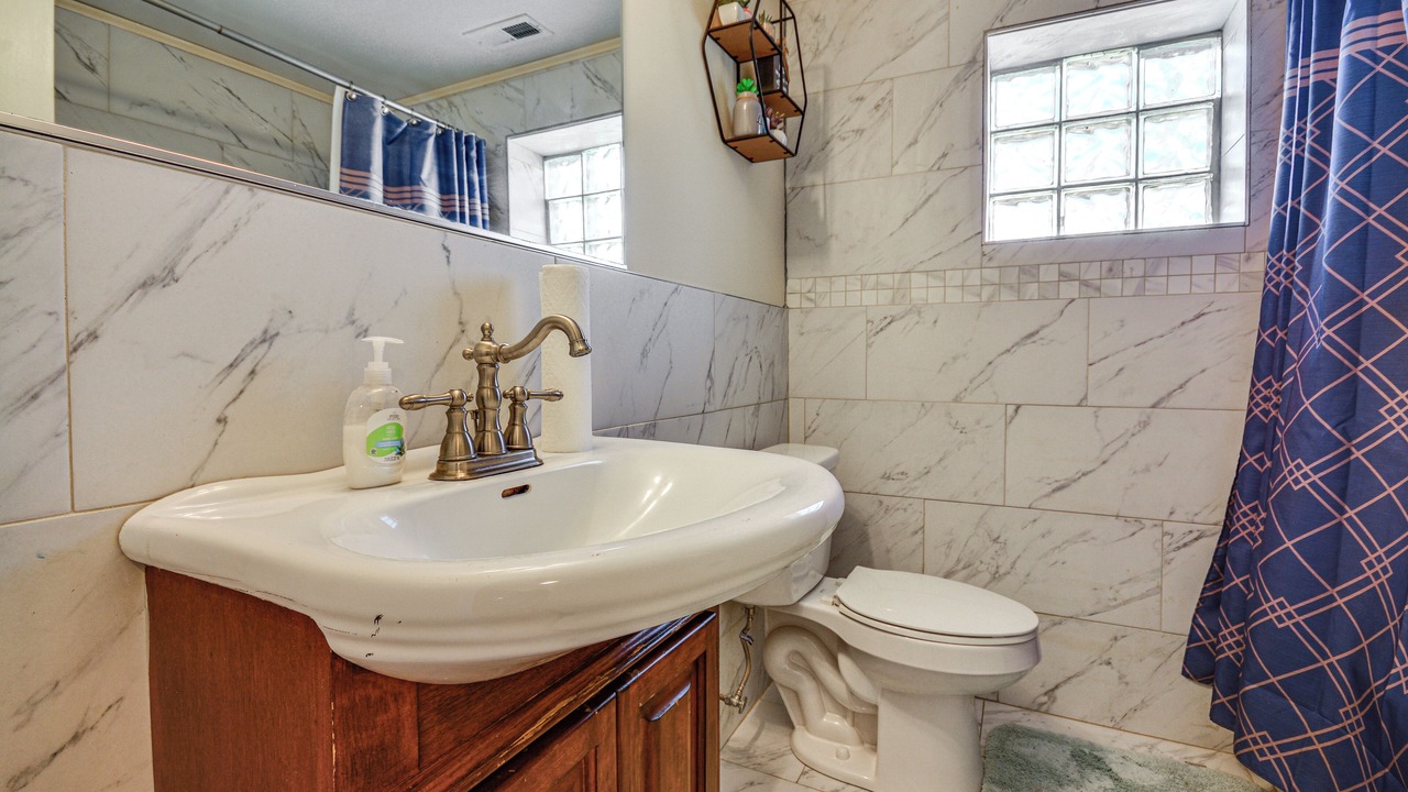 Photo of Bathroom in Lexington
