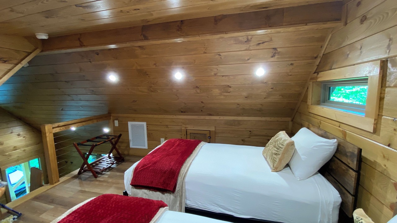 Photo of Bedroom in Bryson City