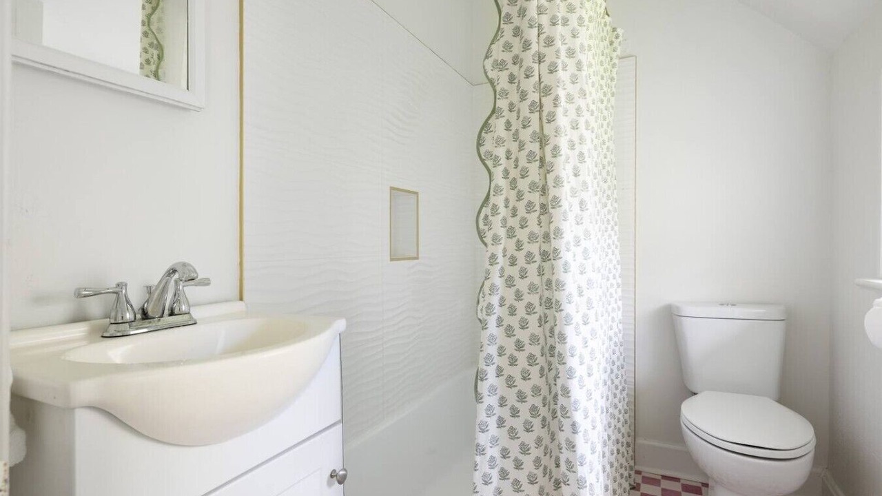 Photo of Bathroom in Harleston Village