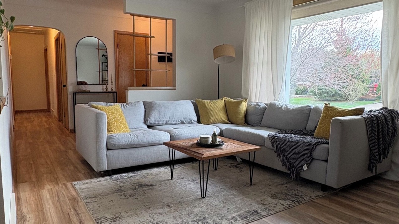 Photo of Livingroom in Port Weller West