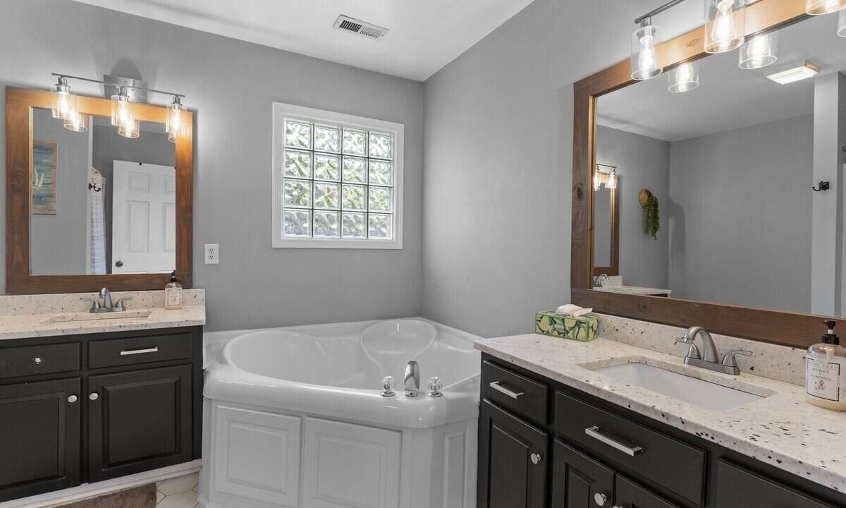 Photo of Bathroom in Kings Grant