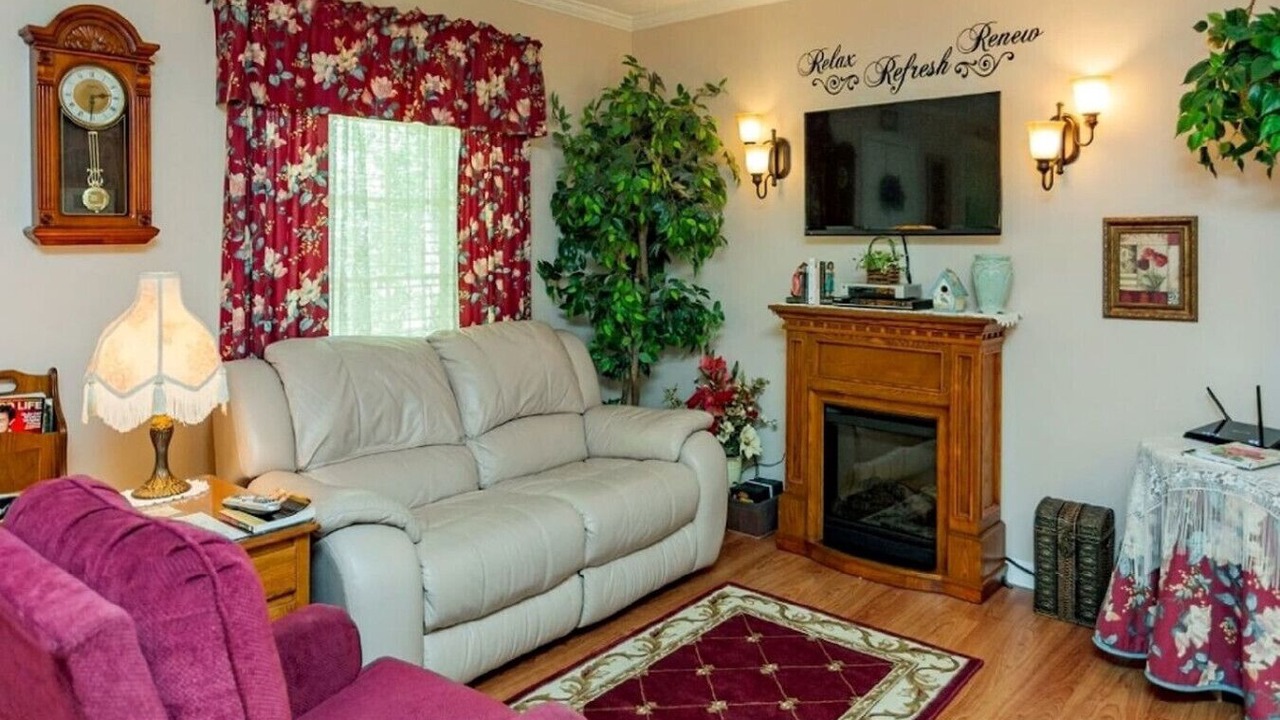 Photo of Livingroom in Mount Juliet