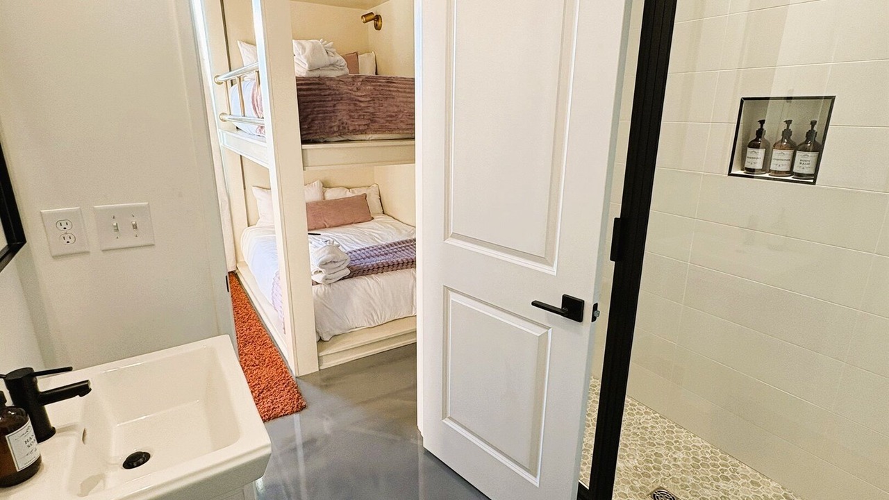 Photo of Bathroom in Katie Hill Neighborhood