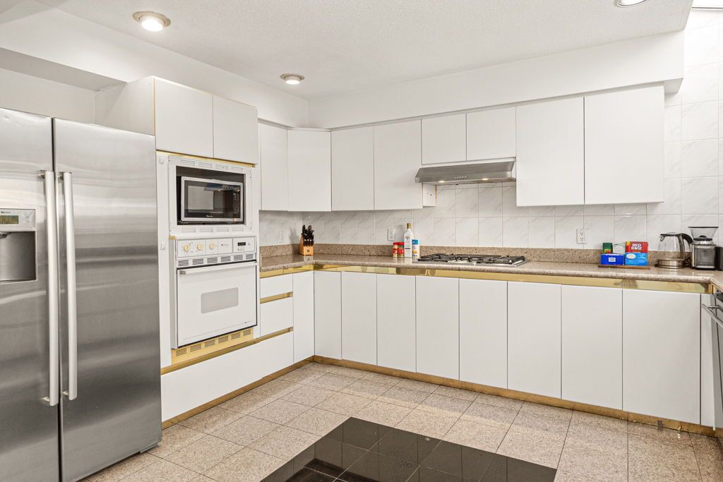 Photo of Kitchen in Fraserview