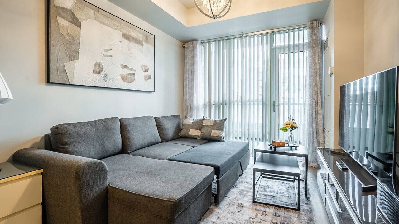 Photo of Livingroom in Alexandra Park