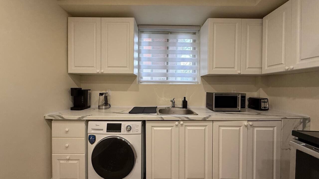 Photo of Kitchen in Cote-Des-Neiges—Notre-Dame-De-Grace