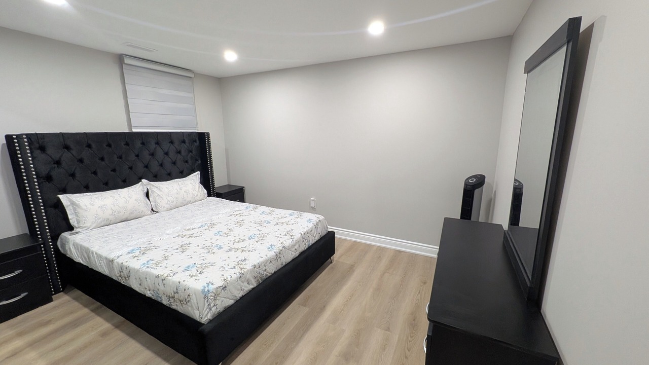 Photo of Bedroom in Hurontario
