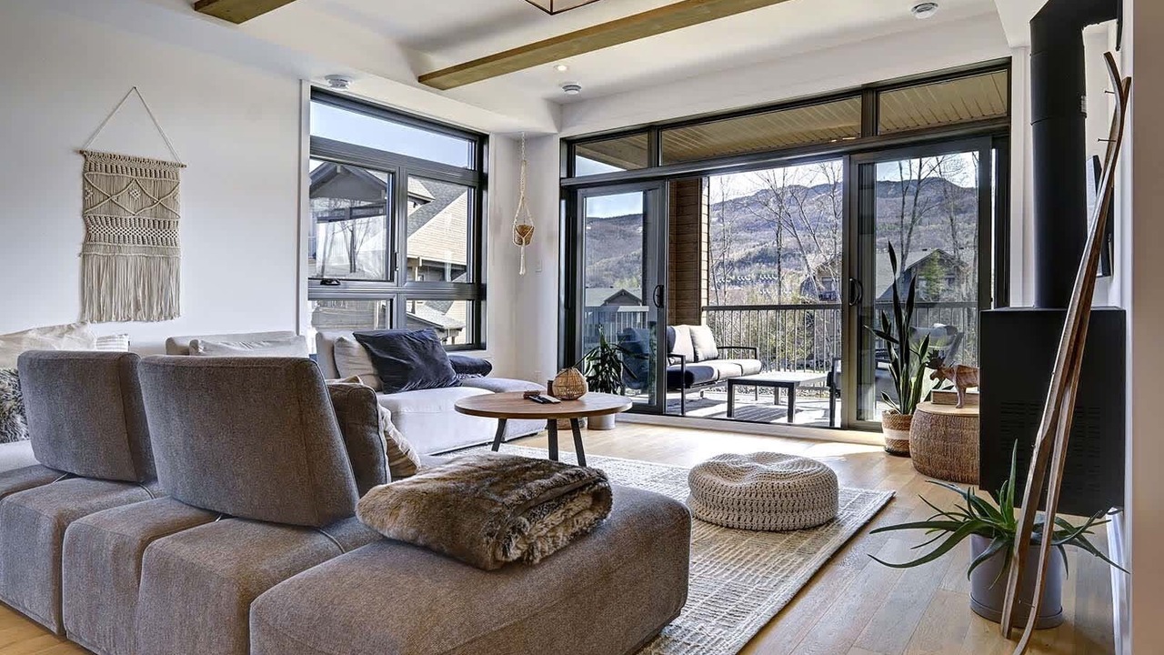 Photo of Livingroom in Mont-Tremblant