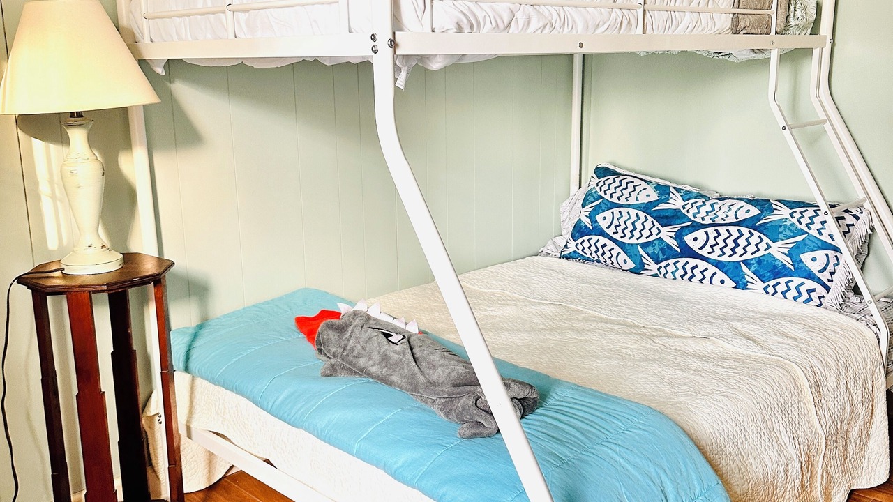 Photo of Bedroom in Lake Secession
