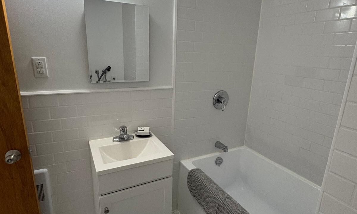 Photo of Bathroom in De Lorimier