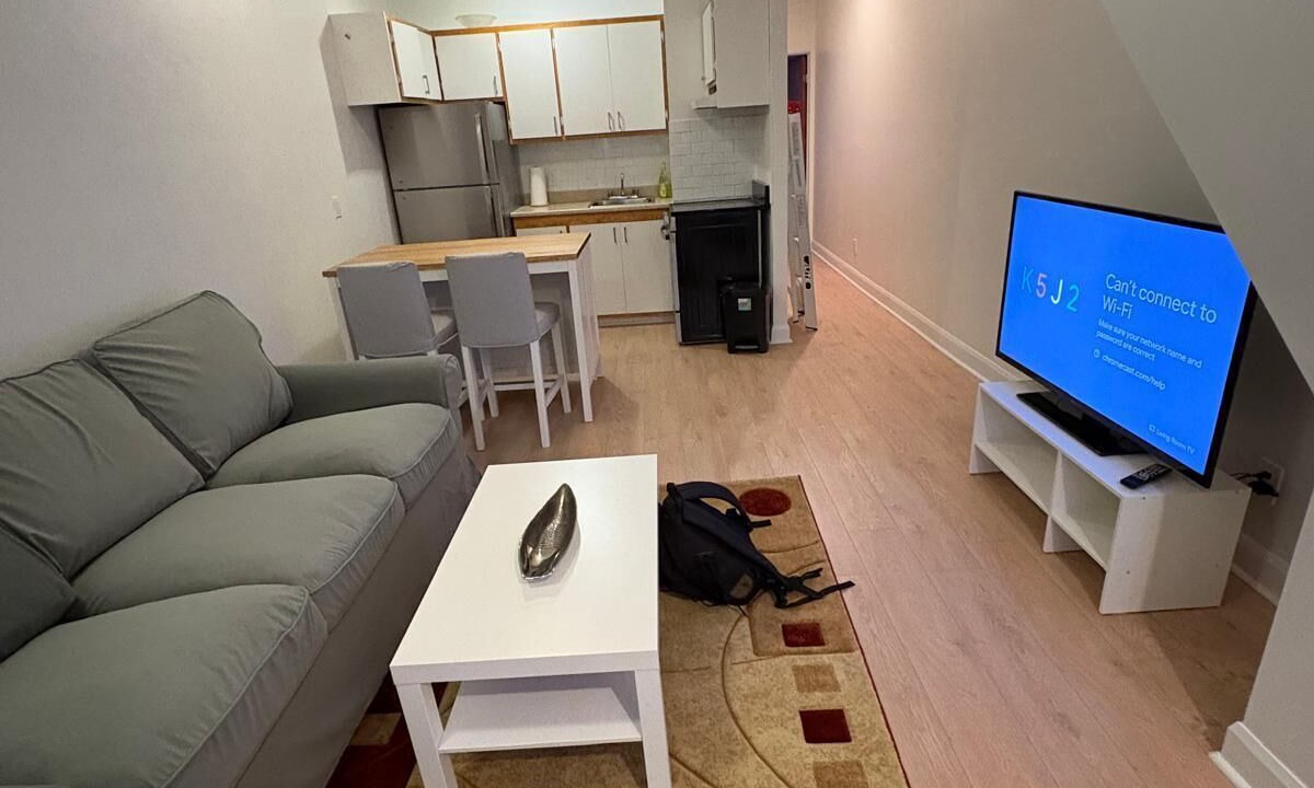 Photo of Livingroom in De Lorimier