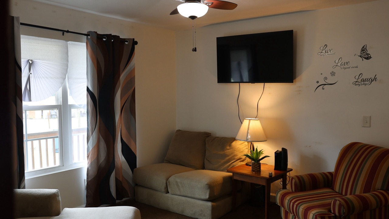 Photo of Livingroom in Dobbins Heights