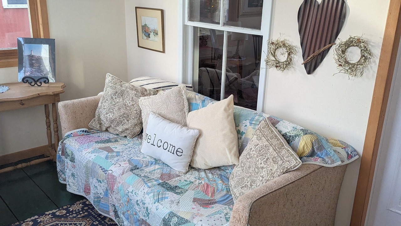 Photo of Livingroom in Cumberland County