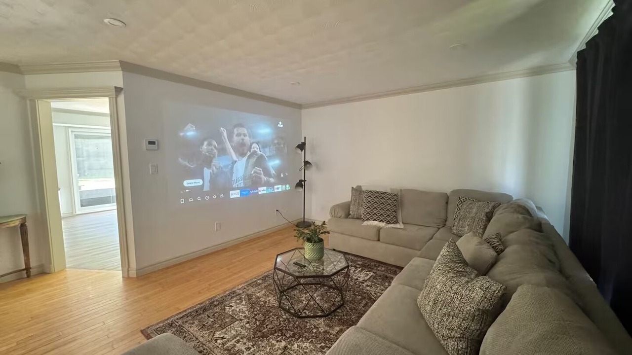 Photo of Livingroom in Upper Sackville