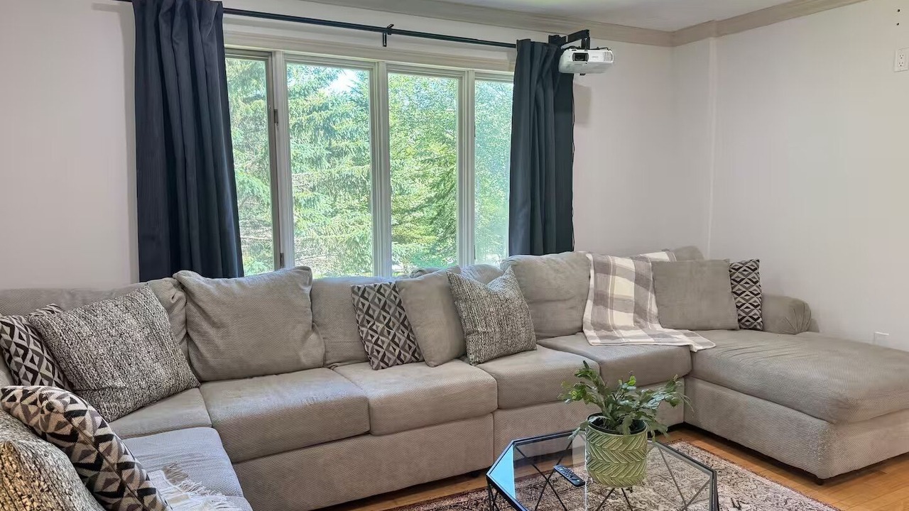 Photo of Livingroom in Upper Sackville